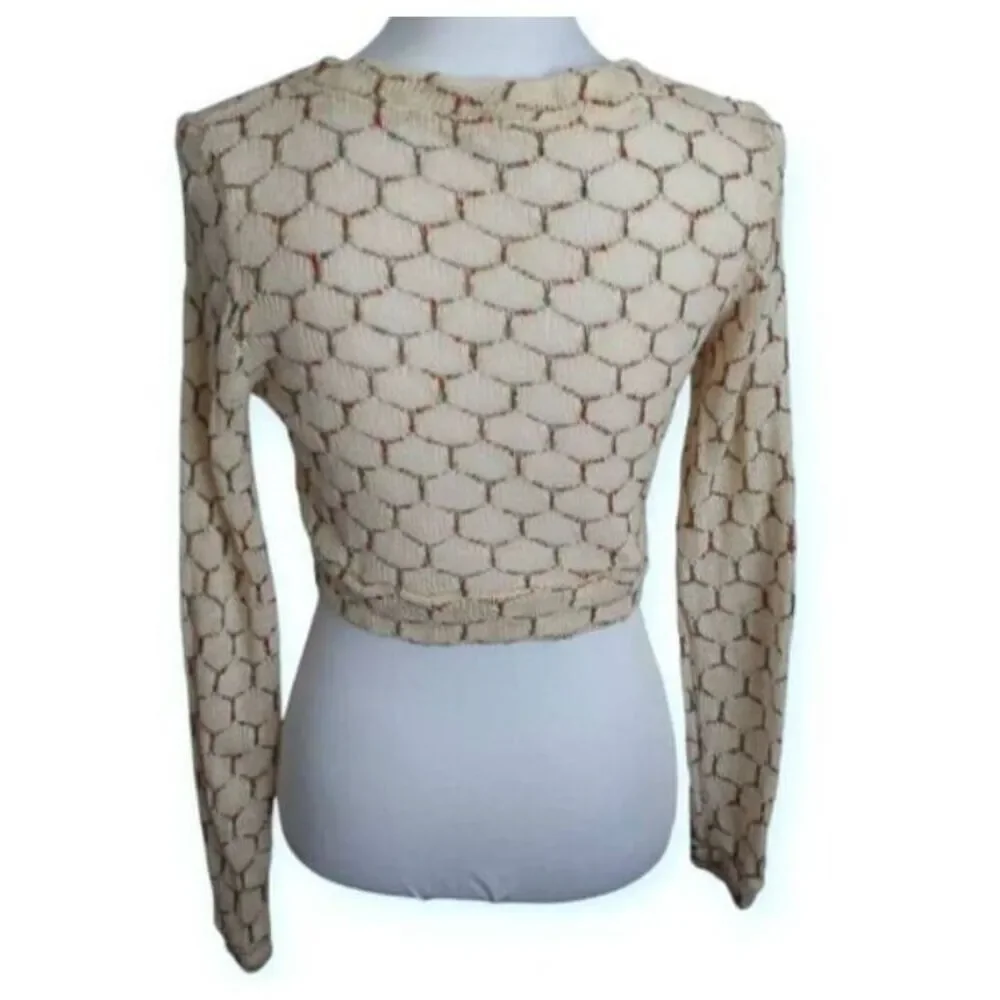 36 POINT 5 CREAM CROP TOP SZ.M EUC.